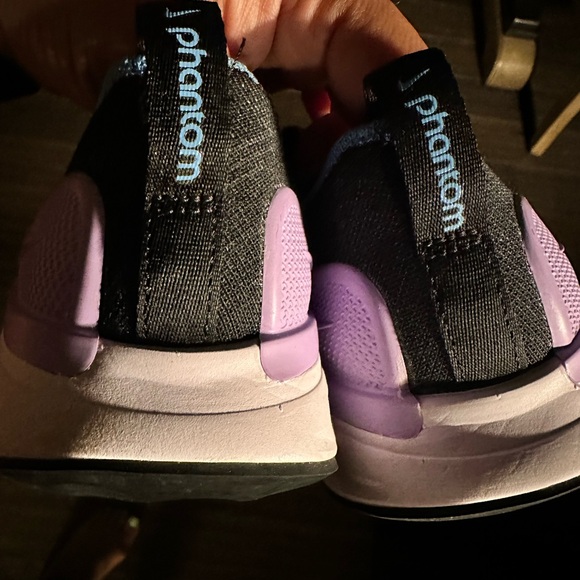 Nike - Picture 1 of 5